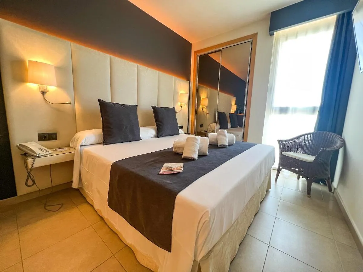 On Family Islantilla Apartment