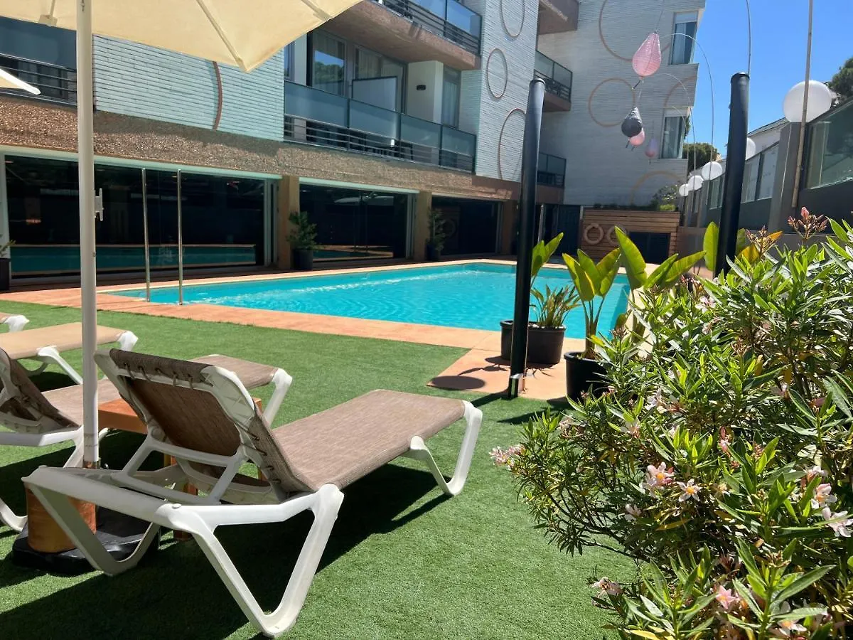 On Family Islantilla 0*,