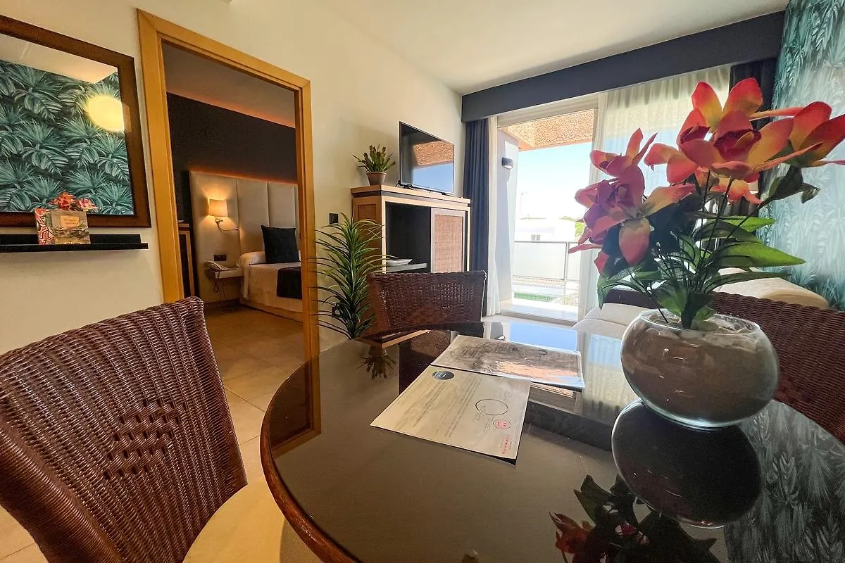 Apartment On Family Islantilla